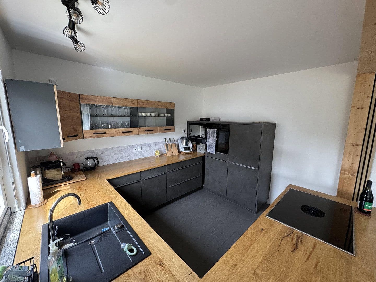 Predaj domu 134 m², pozemok 711 m², Kirchroth, Bavorsko Predaj domu 134 m², pozemok 711 m², Kirchroth, Bavorsko