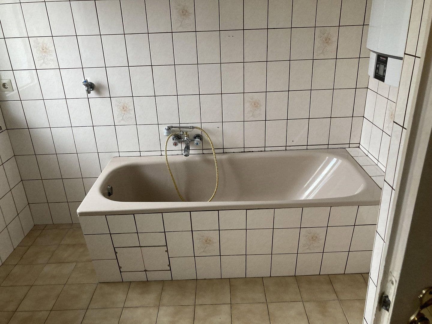 Predaj domu 137 m², pozemok 343 m², Griesheim, Hesensko Predaj domu 137 m², pozemok 343 m², Griesheim, Hesensko