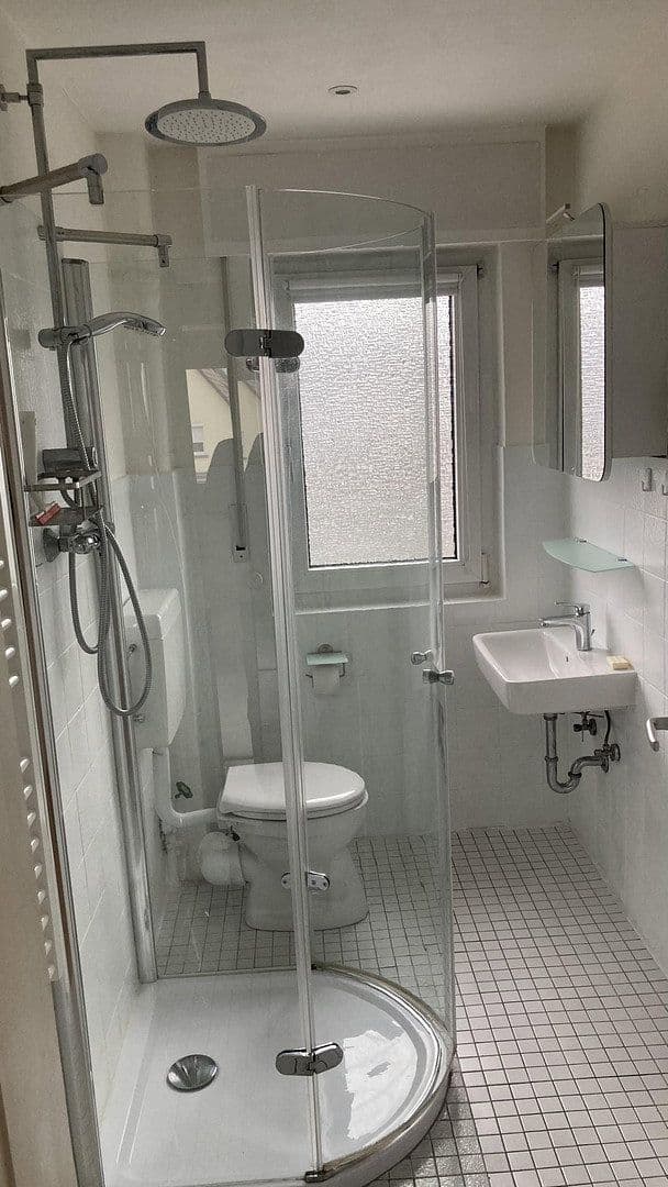 Predaj domu 137 m², pozemok 343 m², Griesheim, Hesensko Predaj domu 137 m², pozemok 343 m², Griesheim, Hesensko