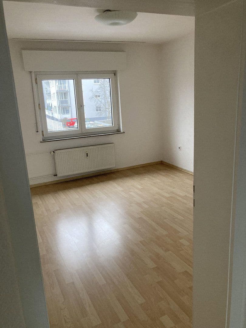 Predaj domu 137 m², pozemok 343 m², Griesheim, Hesensko Predaj domu 137 m², pozemok 343 m², Griesheim, Hesensko
