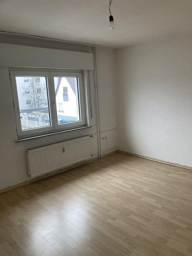 Predaj domu 137 m², pozemok 343 m², Griesheim, Hesensko Predaj domu 137 m², pozemok 343 m², Griesheim, Hesensko