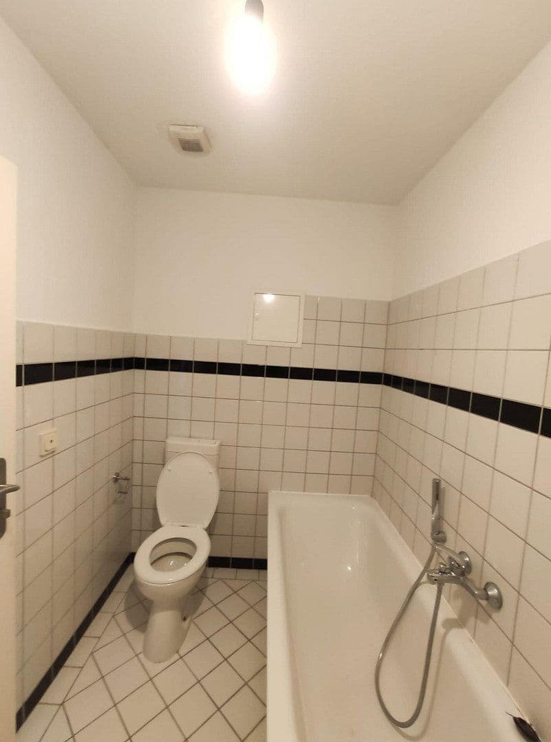 Prenájom bytu 2-izbový 64 m², Bergstraße 21, Fürstenwalde/Spree, Brandenbursko Prenájom bytu 2-izbový 64 m², Bergstraße 21, Fürstenwalde/Spree, Brandenbursko
