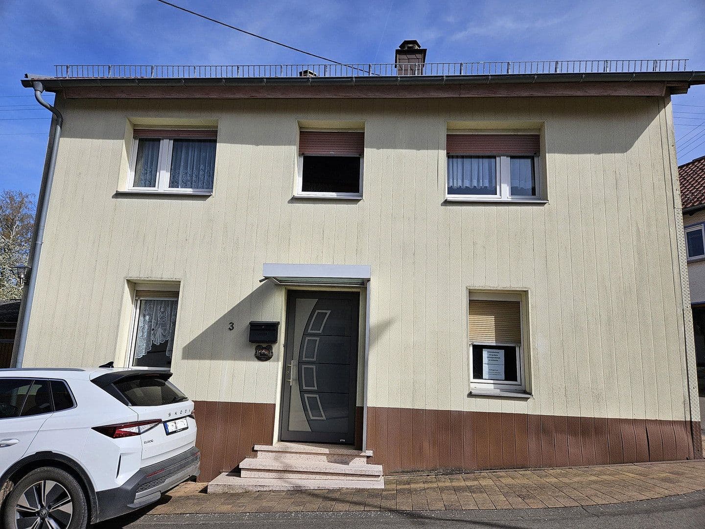 Predaj domu 120 m², pozemok 710 m², Turmstraße 3, Stahlberg, Porýnie-Falcko Predaj domu 120 m², pozemok 710 m², Turmstraße 3, Stahlberg, Porýnie-Falcko