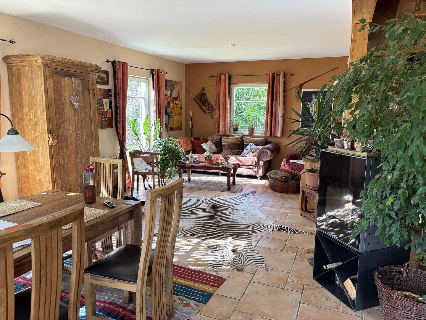 Predaj domu 160 m², pozemok 1.357 m², Ralingen, Porýnie-Falcko Predaj domu 160 m², pozemok 1.357 m², Ralingen, Porýnie-Falcko