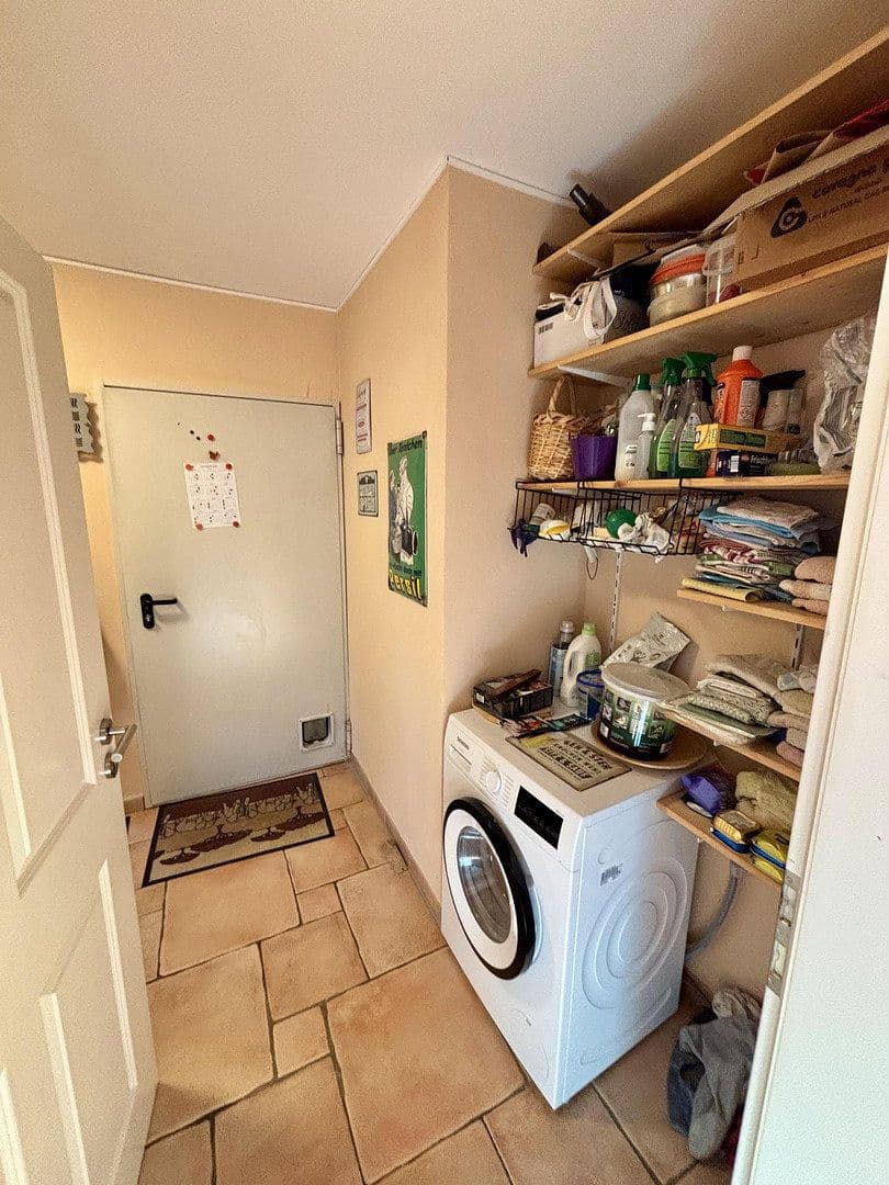 Predaj domu 160 m², pozemok 1.357 m², Ralingen, Porýnie-Falcko Predaj domu 160 m², pozemok 1.357 m², Ralingen, Porýnie-Falcko