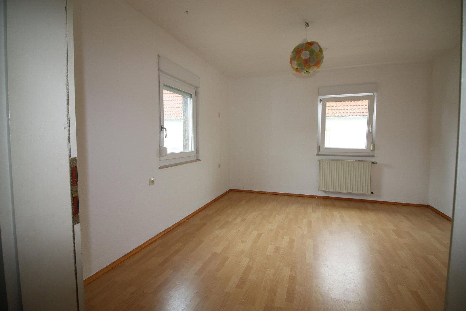 Predaj domu 121 m², pozemok 270 m², Flurstraße 7, Otterberg, Porýnie-Falcko Predaj domu 121 m², pozemok 270 m², Flurstraße 7, Otterberg, Porýnie-Falcko
