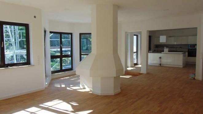 Predaj domu 396 m², pozemok 727 m², Rüsselsheim am Main, Hesensko Predaj domu 396 m², pozemok 727 m², Rüsselsheim am Main, Hesensko