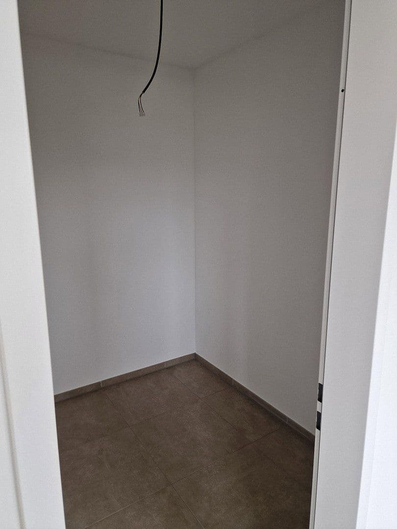 Prenájom bytu 3-izbový 77 m², Osnabrück, Dolné Sasko Prenájom bytu 3-izbový 77 m², Osnabrück, Dolné Sasko