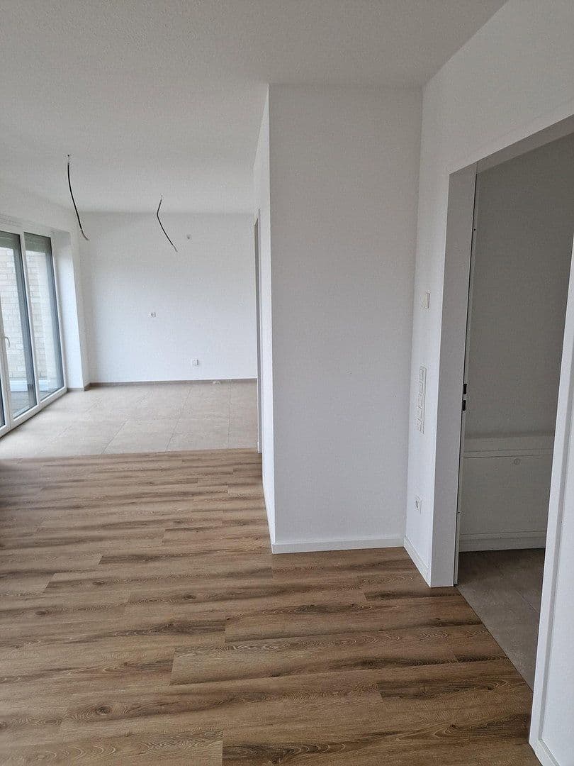 Prenájom bytu 3-izbový 77 m², Osnabrück, Dolné Sasko Prenájom bytu 3-izbový 77 m², Osnabrück, Dolné Sasko