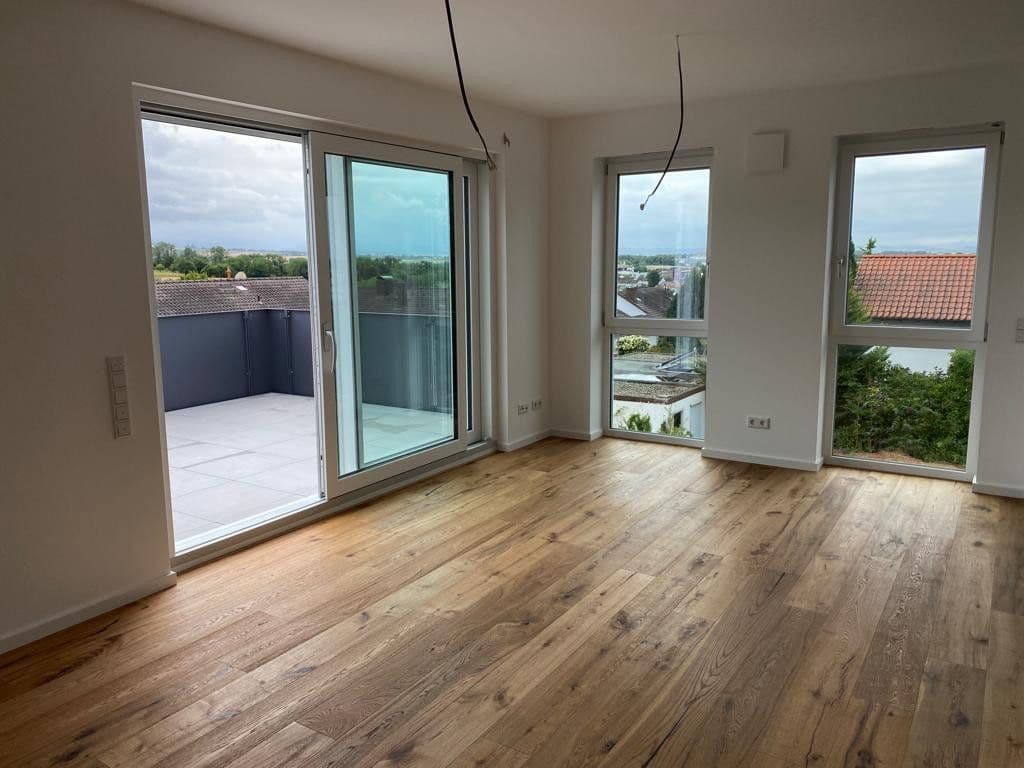 Prenájom bytu 3-izbový 93 m², Sandheckenweg 12, Groß-Umstadt, Hesensko Prenájom bytu 3-izbový 93 m², Sandheckenweg 12, Groß-Umstadt, Hesensko