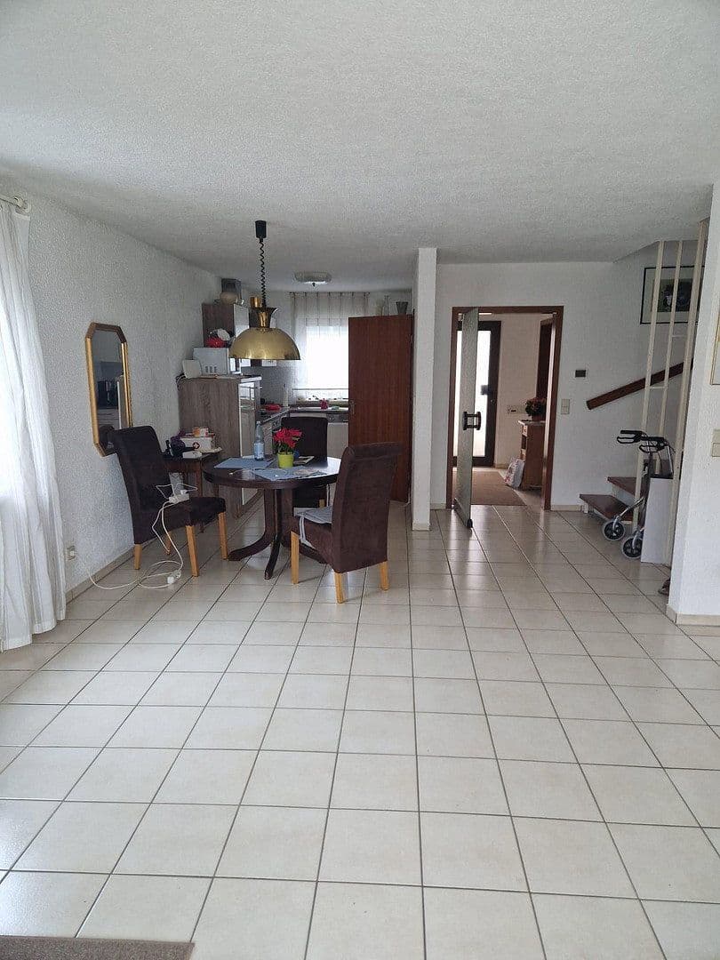Predaj domu 90 m², pozemok 145 m², Markgröningen, Bádensko-Wurttembersko Predaj domu 90 m², pozemok 145 m², Markgröningen, Bádensko-Wurttembersko
