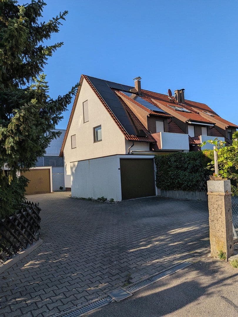 Predaj domu 90 m², pozemok 145 m², Markgröningen, Bádensko-Wurttembersko Predaj domu 90 m², pozemok 145 m², Markgröningen, Bádensko-Wurttembersko