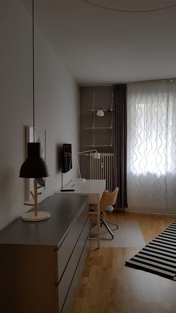 Prenájom bytu 3-izbový 64 m², Apostel-Paulus-Strasse 16, Berlin, Berlín Prenájom bytu 3-izbový 64 m², Apostel-Paulus-Strasse 16, Berlin, Berlín