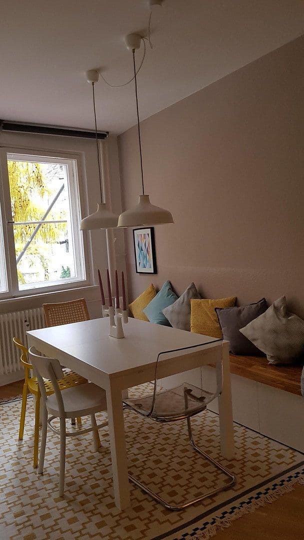 Prenájom bytu 3-izbový 64 m², Apostel-Paulus-Strasse 16, Berlin, Berlín Prenájom bytu 3-izbový 64 m², Apostel-Paulus-Strasse 16, Berlin, Berlín