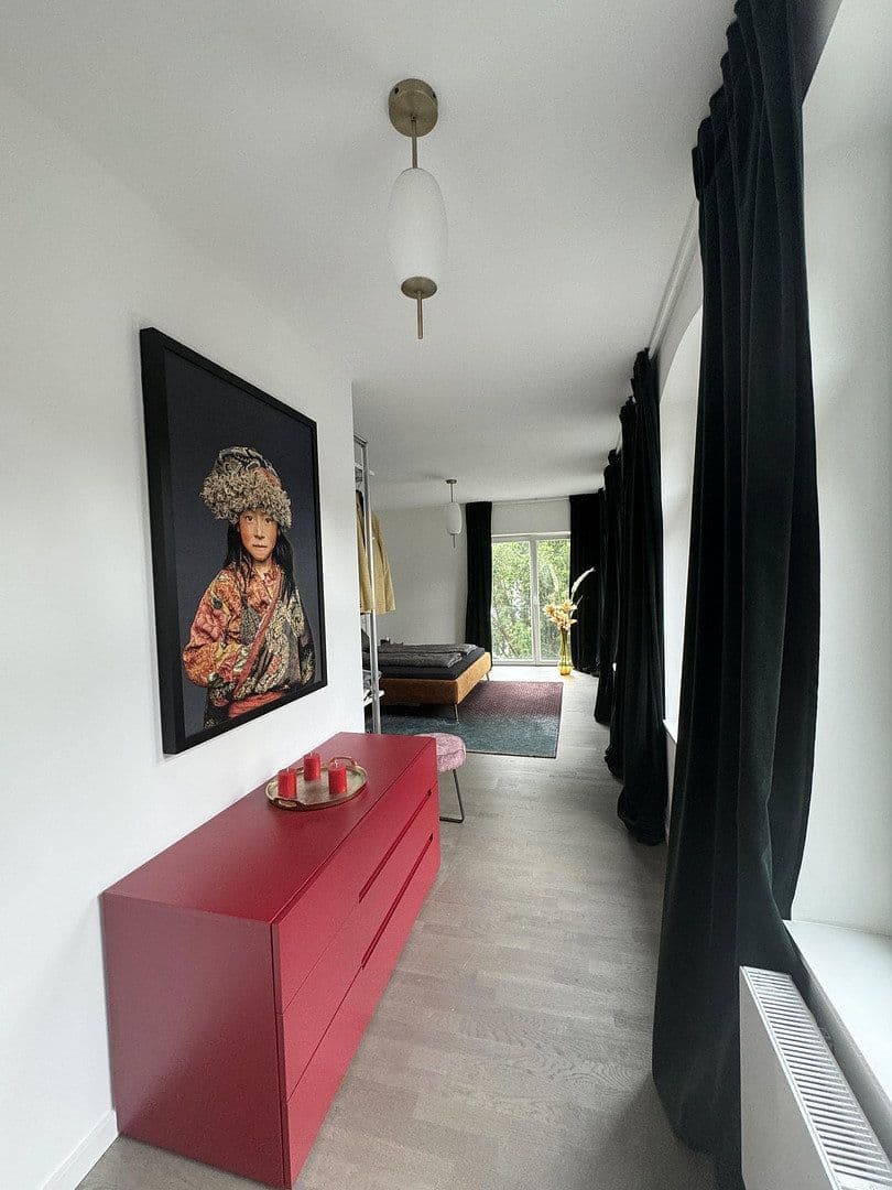 Prenájom bytu 2-izbový 92 m², Neuss, Severné Porýnie - Westfálsko Prenájom bytu 2-izbový 92 m², Neuss, Severné Porýnie - Westfálsko