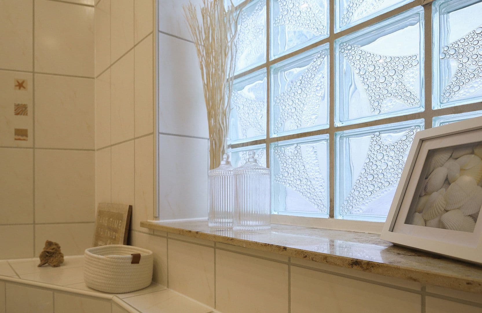 Prenájom bytu 5-izbový 177 m², Albersweiler, Porýnie-Falcko Prenájom bytu 5-izbový 177 m², Albersweiler, Porýnie-Falcko