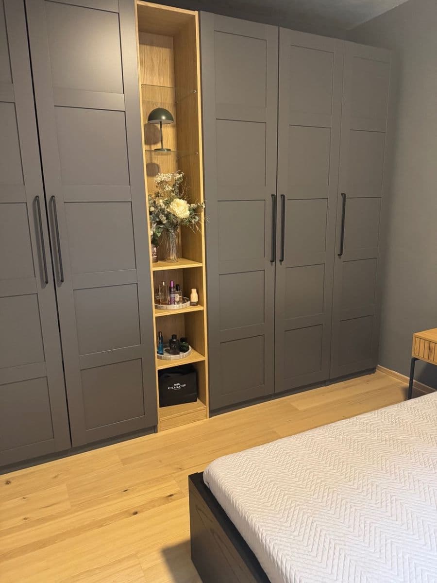 Prenájom bytu 3-izbový 73 m², Kolbenova, Praha, Praha Prenájom bytu 3-izbový 73 m², Kolbenova, Praha, Praha