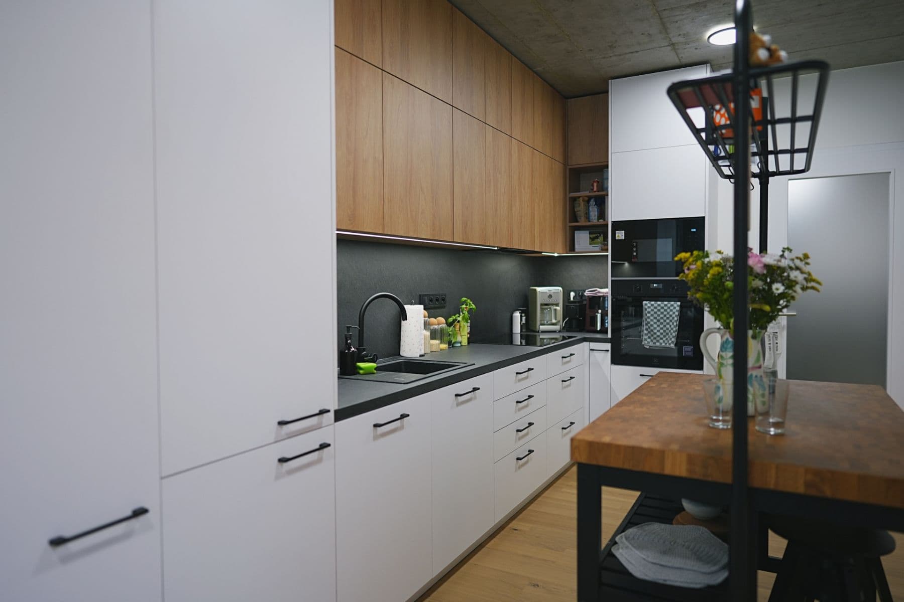Prenájom bytu 3-izbový 73 m², Kolbenova, Praha, Praha Prenájom bytu 3-izbový 73 m², Kolbenova, Praha, Praha