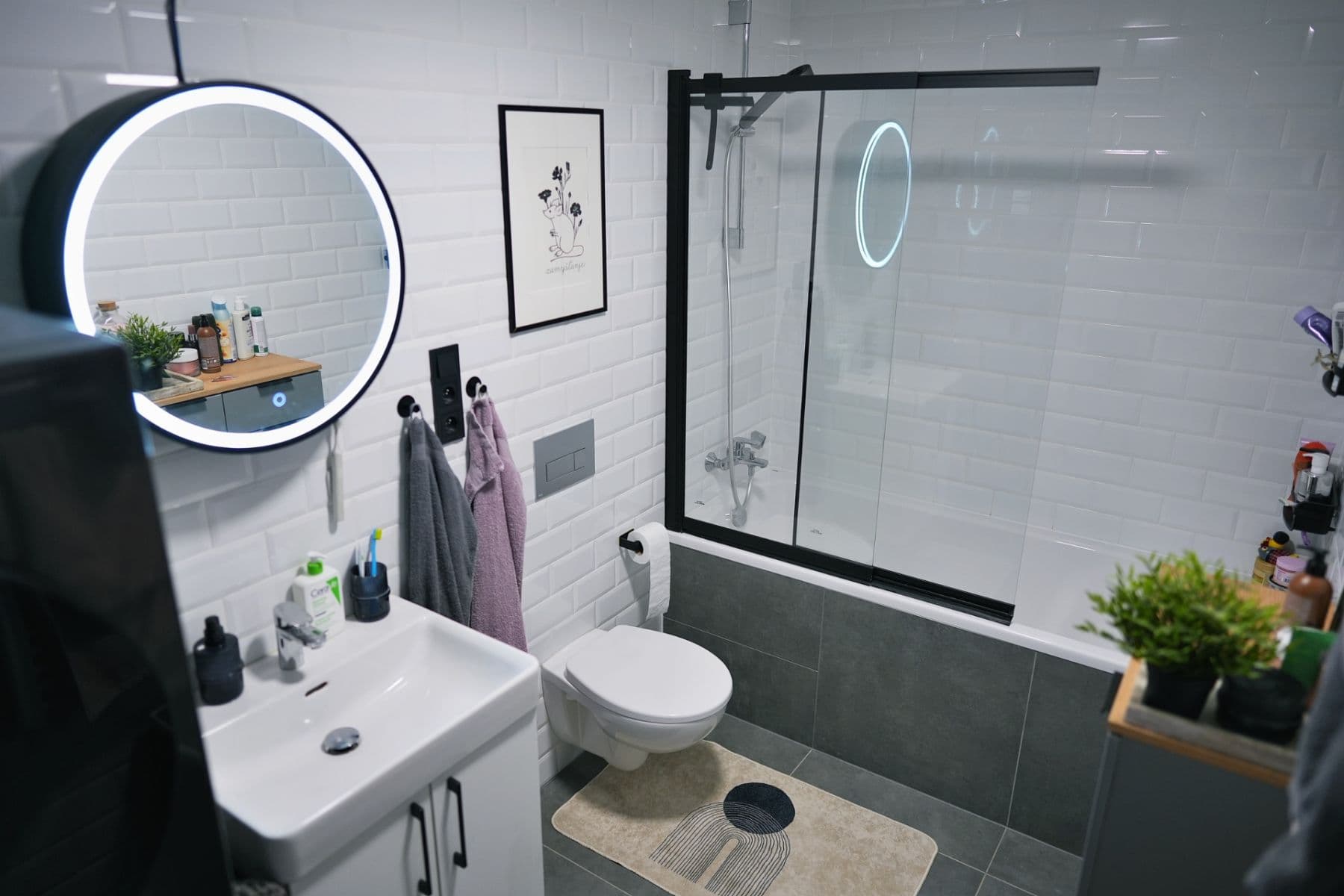 Prenájom bytu 3-izbový 73 m², Kolbenova, Praha, Praha Prenájom bytu 3-izbový 73 m², Kolbenova, Praha, Praha
