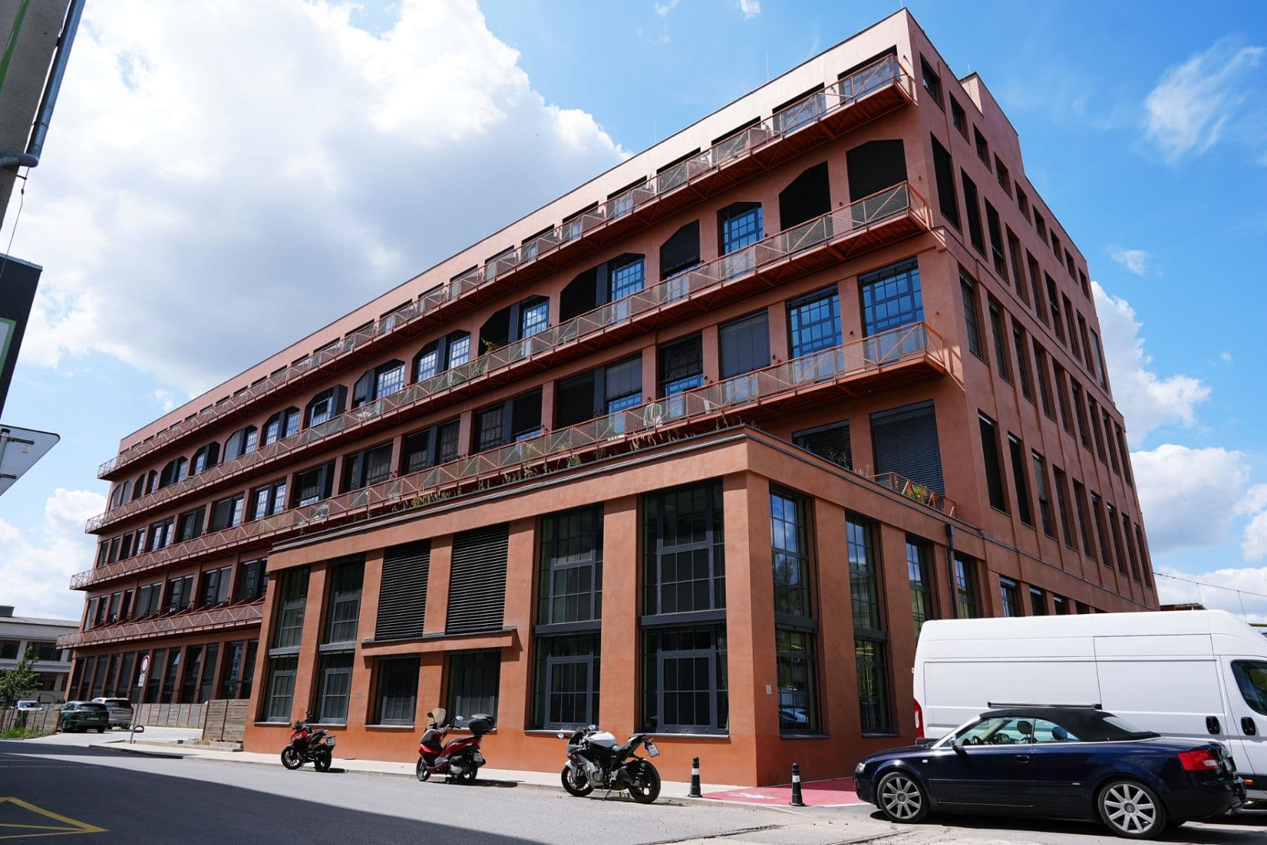 Prenájom bytu 3-izbový 73 m², Kolbenova, Praha, Praha Prenájom bytu 3-izbový 73 m², Kolbenova, Praha, Praha