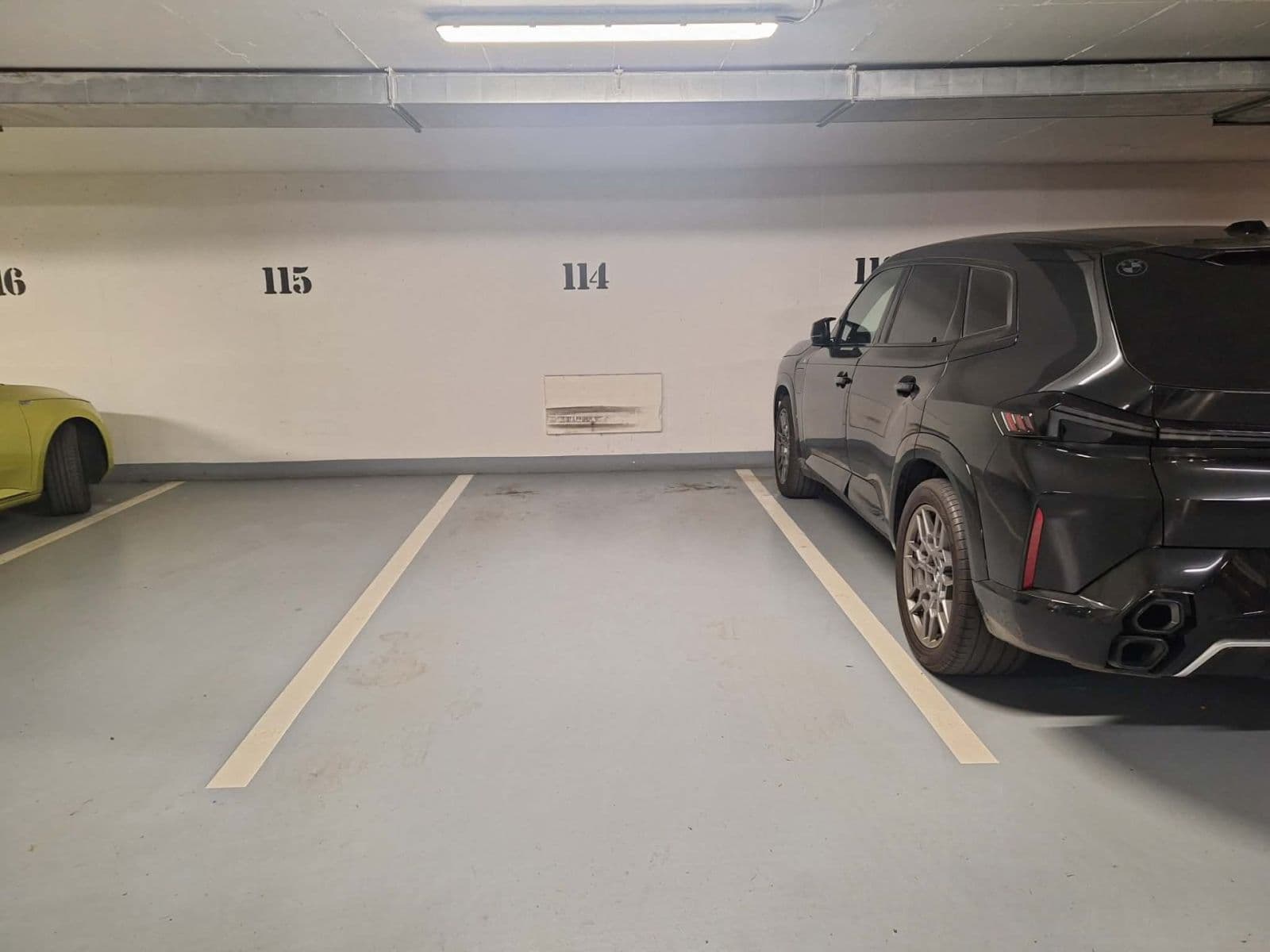 Prenájom garáže 12 m², Praha, Praha Prenájom garáže 12 m², Praha, Praha