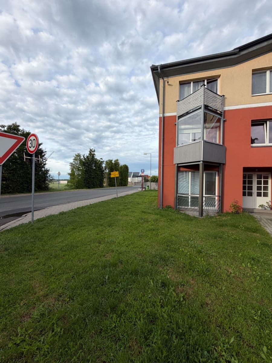 Prenájom bytu 2-izbový 48 m², Slunečná, Nupaky, Středočeský kraj Prenájom bytu 2-izbový 48 m², Slunečná, Nupaky, Středočeský kraj
