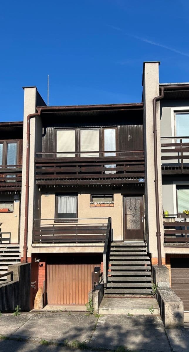 Predaj domu 150 m², pozemok 93 m², Za Lípou, Hradec Králové, Královéhradecký kraj Predaj domu 150 m², pozemok 93 m², Za Lípou, Hradec Králové, Královéhradecký kraj