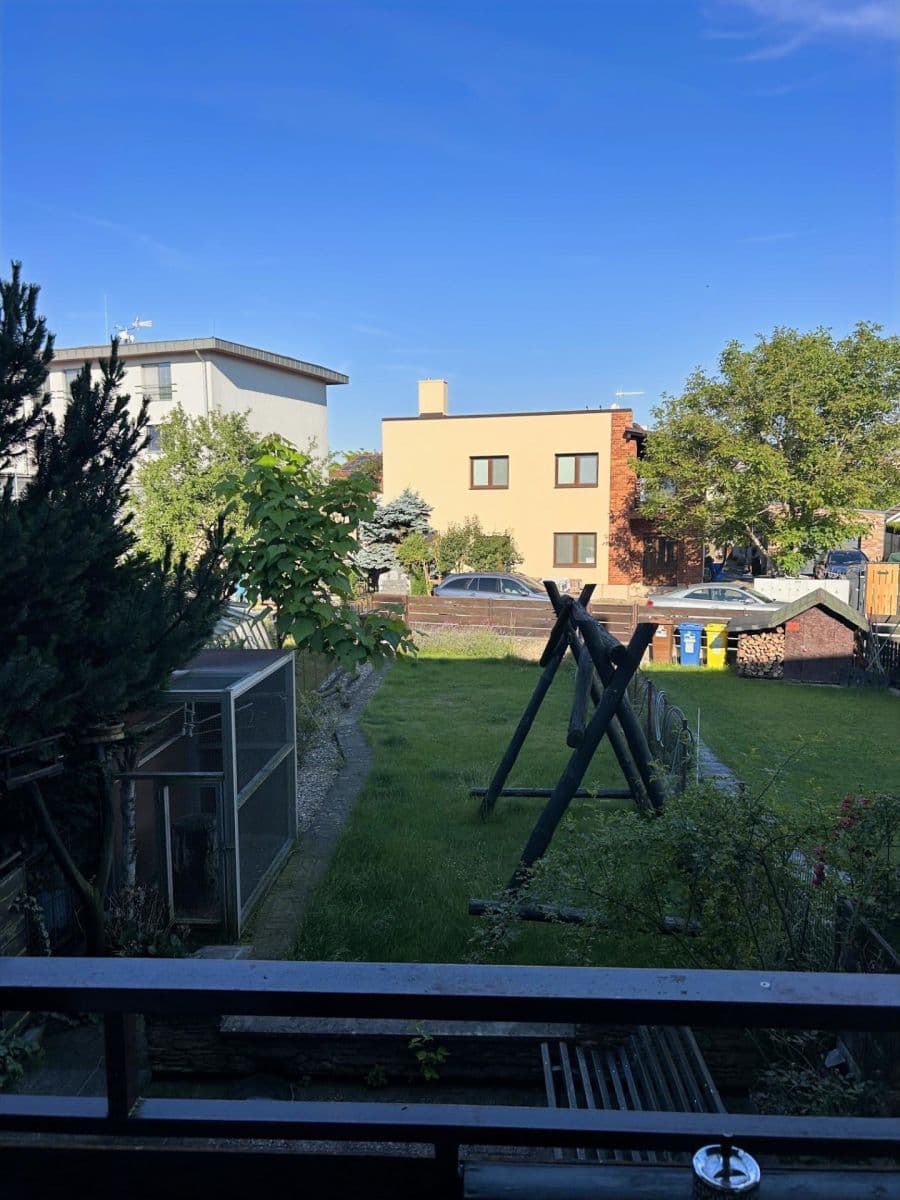 Predaj domu 150 m², pozemok 93 m², Za Lípou, Hradec Králové, Královéhradecký kraj Predaj domu 150 m², pozemok 93 m², Za Lípou, Hradec Králové, Královéhradecký kraj