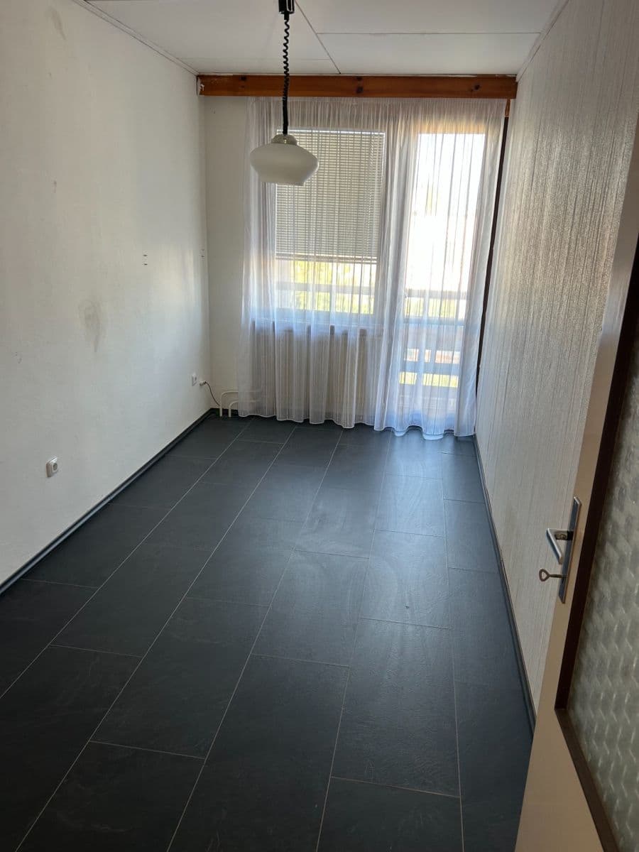 Predaj domu 150 m², pozemok 93 m², Za Lípou, Hradec Králové, Královéhradecký kraj Predaj domu 150 m², pozemok 93 m², Za Lípou, Hradec Králové, Královéhradecký kraj