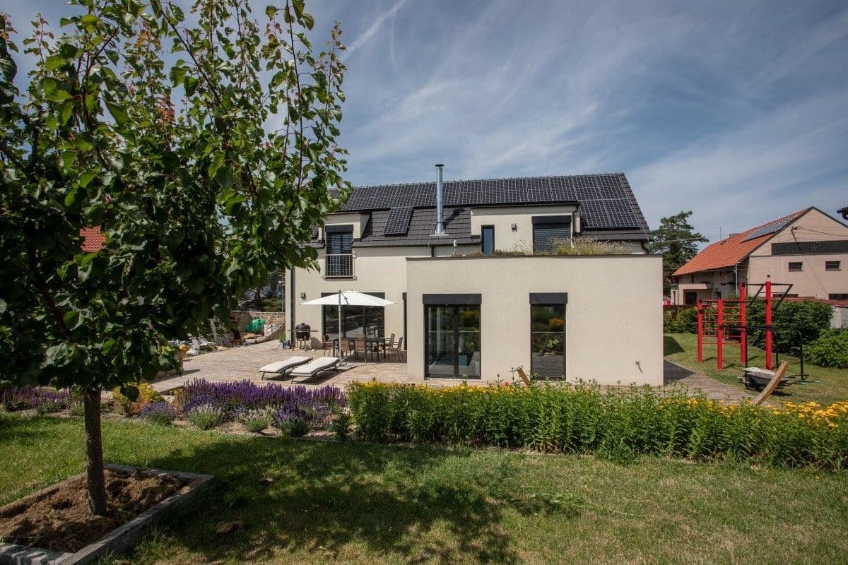 Prenájom domu 200 m², pozemok 1.000 m², Kounice, Středočeský kraj Prenájom domu 200 m², pozemok 1.000 m², Kounice, Středočeský kraj