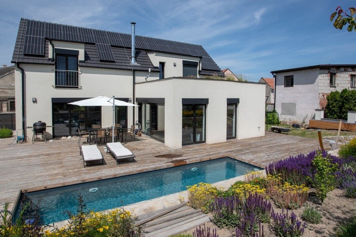 Prenájom domu 200 m², pozemok 1.000 m², Kounice, Středočeský kraj Prenájom domu 200 m², pozemok 1.000 m², Kounice, Středočeský kraj