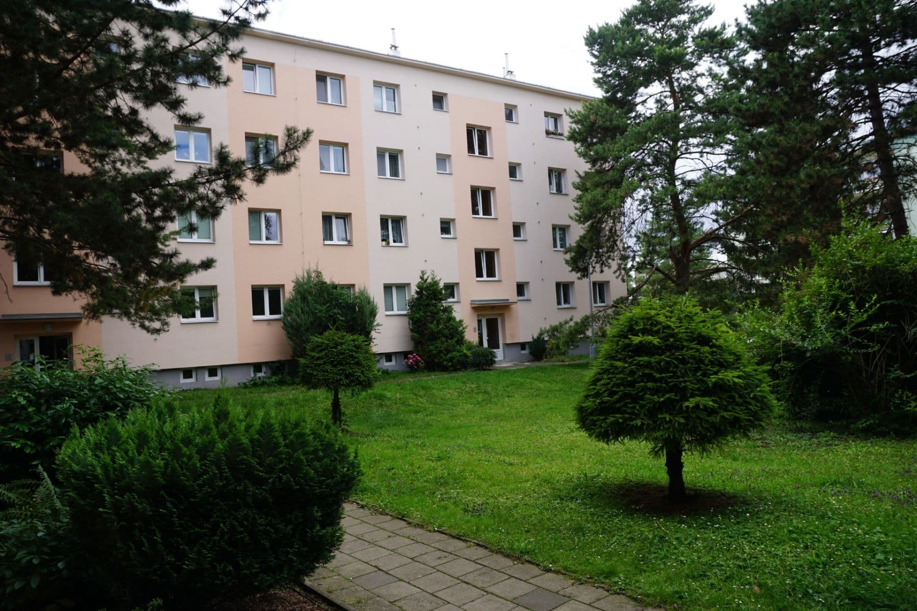 Predaj bytu 3-izbový 65 m², Mozartova, Olomouc, Olomoucký kraj Predaj bytu 3-izbový 65 m², Mozartova, Olomouc, Olomoucký kraj