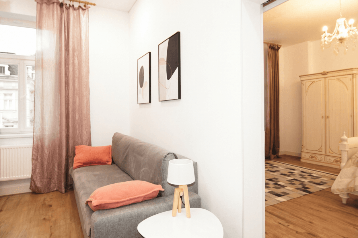 Prenájom bytu 2-izbový 40 m², Vřídelní, Karlovy Vary, Karlovarský kraj Prenájom bytu 2-izbový 40 m², Vřídelní, Karlovy Vary, Karlovarský kraj