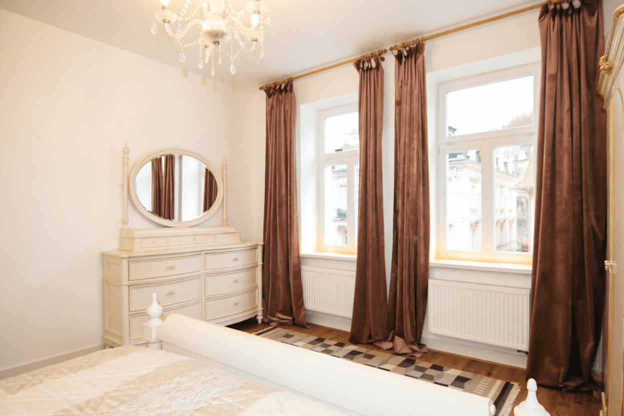 Prenájom bytu 2-izbový 40 m², Vřídelní, Karlovy Vary, Karlovarský kraj Prenájom bytu 2-izbový 40 m², Vřídelní, Karlovy Vary, Karlovarský kraj