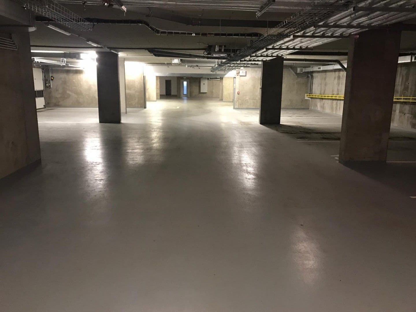 Prenájom garáže 13 m², Černodolská, Praha, Praha Prenájom garáže 13 m², Černodolská, Praha, Praha