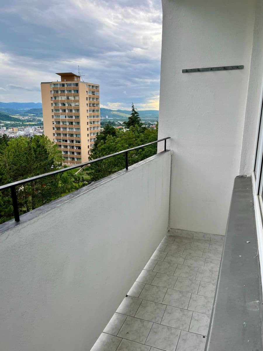 Prenájom bytu 3-izbový 70 m², Hoření, Ústí nad Labem, Ústecký kraj Prenájom bytu 3-izbový 70 m², Hoření, Ústí nad Labem, Ústecký kraj