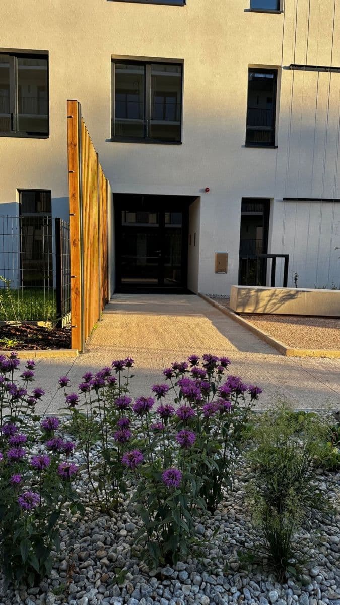Prenájom bytu 2-izbový 55 m², Kladno, Středočeský kraj Prenájom bytu 2-izbový 55 m², Kladno, Středočeský kraj