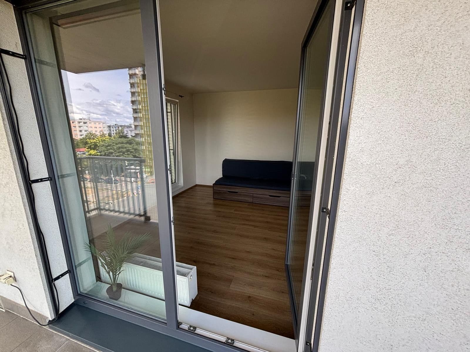 Prenájom bytu 1-izbový 42 m², Počernická, Praha, Praha Prenájom bytu 1-izbový 42 m², Počernická, Praha, Praha