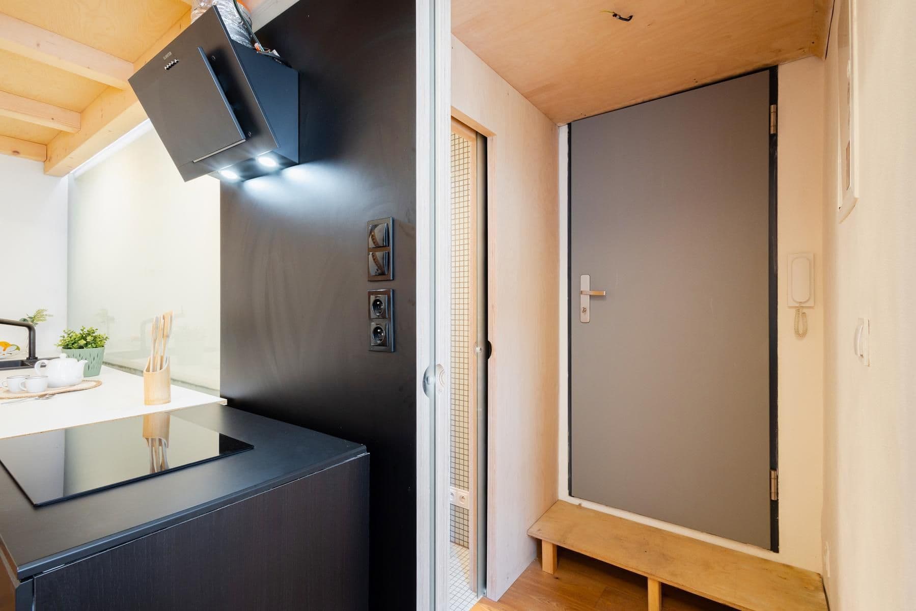 Predaj bytu 1-izbový 28 m², Holečkova, Praha, Praha Predaj bytu 1-izbový 28 m², Holečkova, Praha, Praha