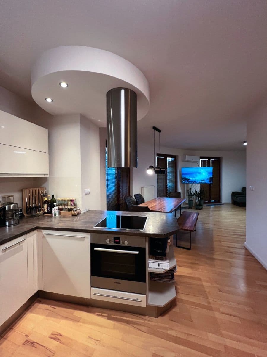 Prenájom bytu 3-izbový 91 m², Musílkova, Praha, Praha Prenájom bytu 3-izbový 91 m², Musílkova, Praha, Praha