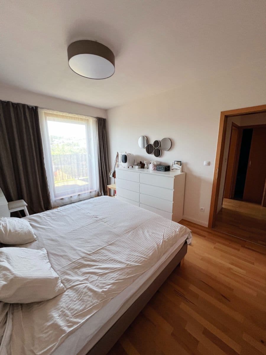 Prenájom bytu 3-izbový 91 m², Musílkova, Praha, Praha Prenájom bytu 3-izbový 91 m², Musílkova, Praha, Praha