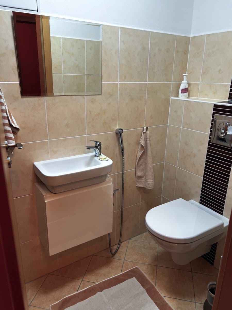 Prenájom bytu 3-izbový 91 m², Musílkova, Praha, Praha Prenájom bytu 3-izbový 91 m², Musílkova, Praha, Praha