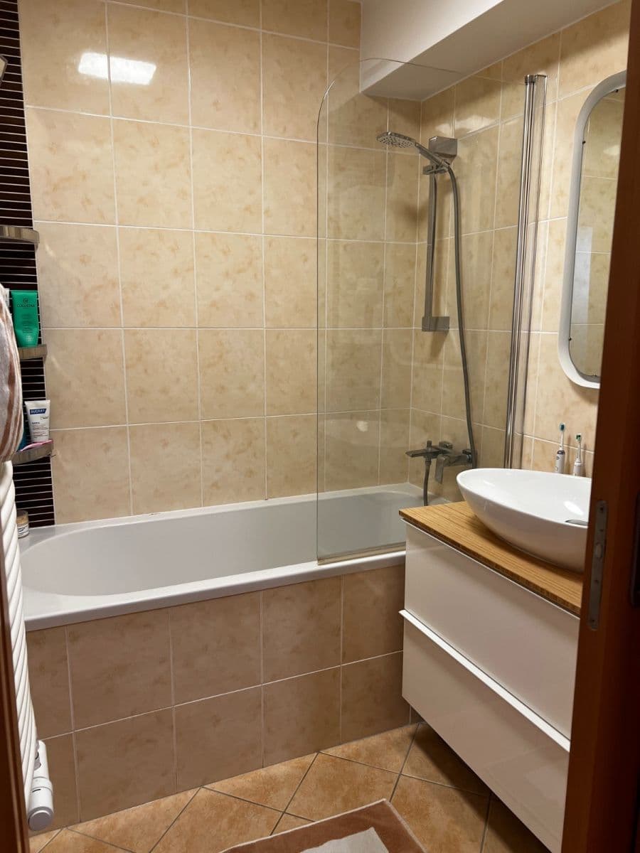 Prenájom bytu 3-izbový 91 m², Musílkova, Praha, Praha Prenájom bytu 3-izbový 91 m², Musílkova, Praha, Praha