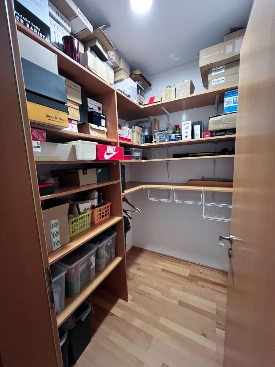 Prenájom bytu 3-izbový 91 m², Musílkova, Praha, Praha Prenájom bytu 3-izbový 91 m², Musílkova, Praha, Praha