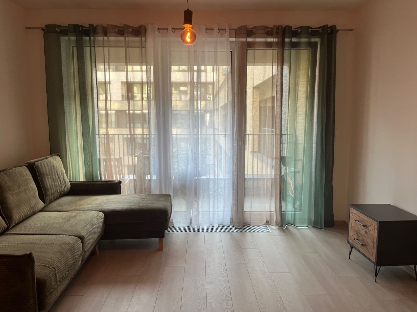 Prenájom bytu 1-izbový 34 m², Poděbradská, Praha, Praha Prenájom bytu 1-izbový 34 m², Poděbradská, Praha, Praha