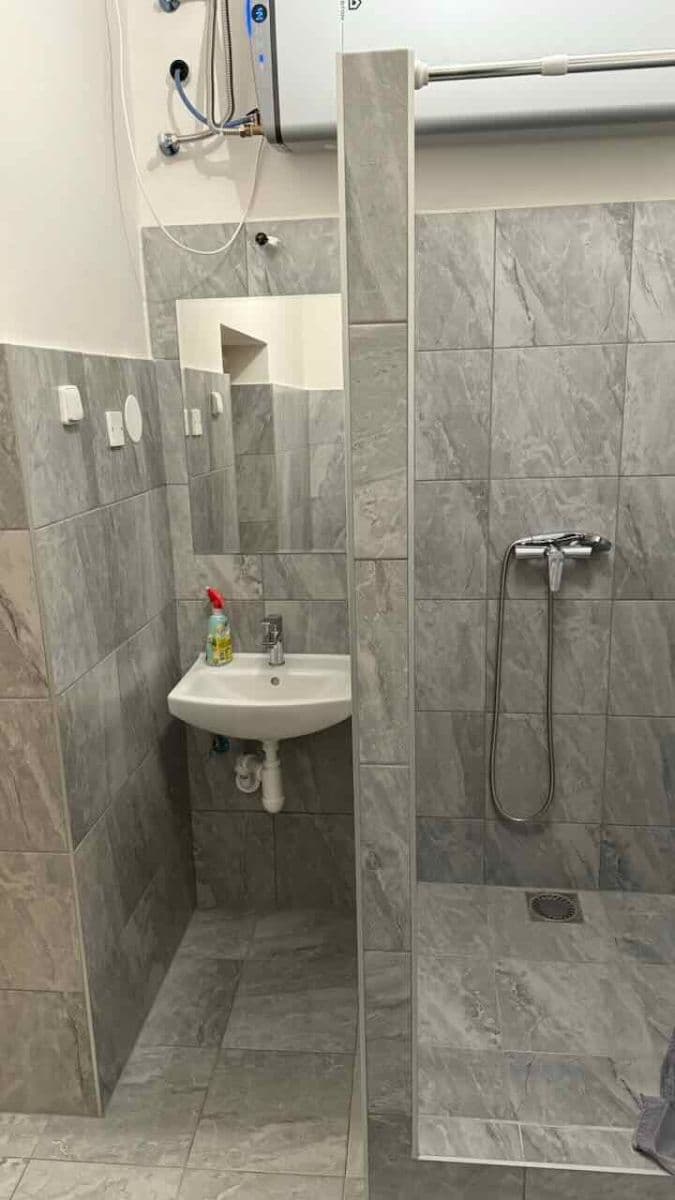 Prenájom bytu 14 m², Nad Branickým pivovarem, Praha, Praha Prenájom bytu 14 m², Nad Branickým pivovarem, Praha, Praha