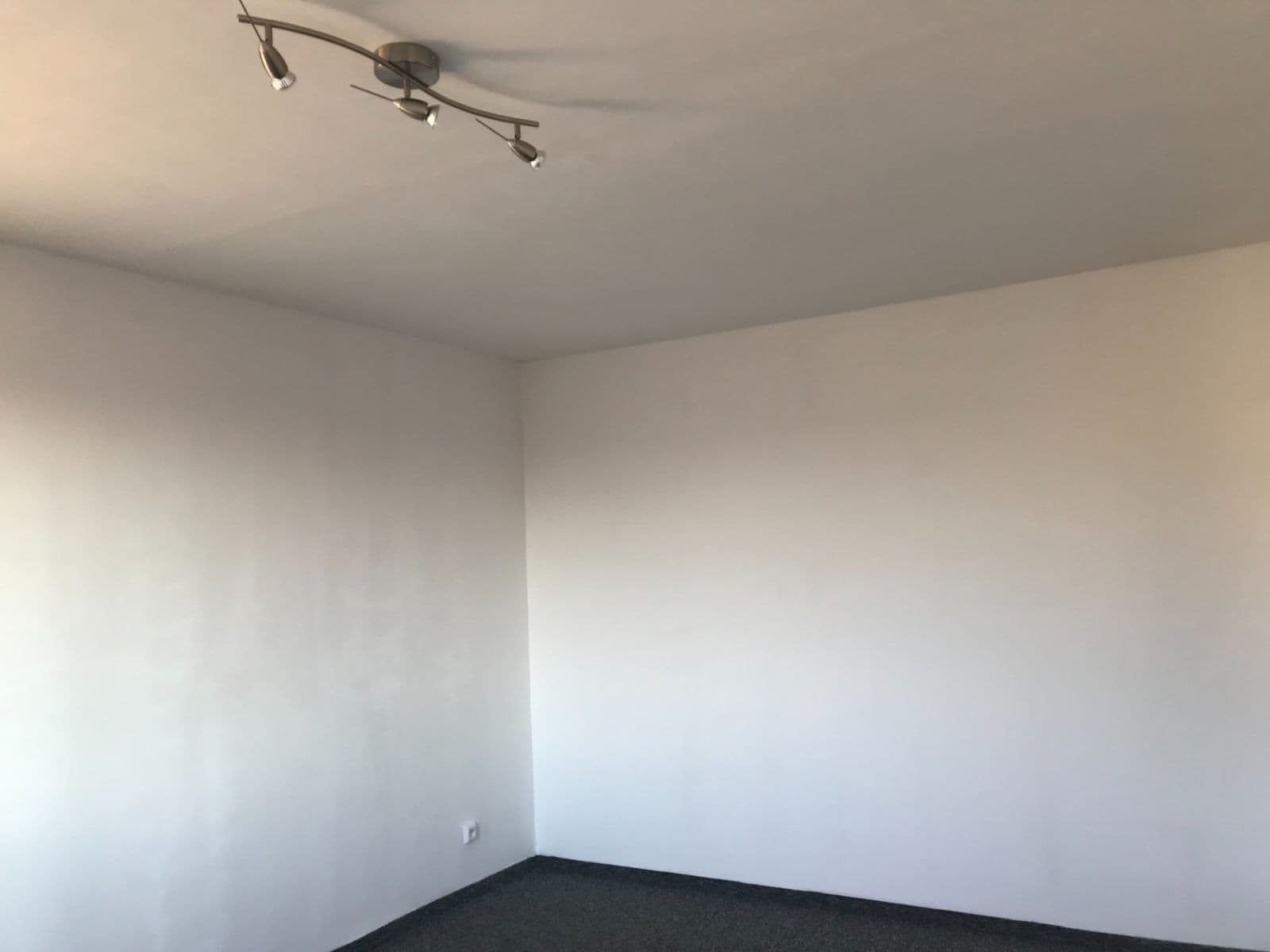 Prenájom bytu 2-izbový 59 m², Erno Košťála, Pardubice, Pardubický kraj Prenájom bytu 2-izbový 59 m², Erno Košťála, Pardubice, Pardubický kraj
