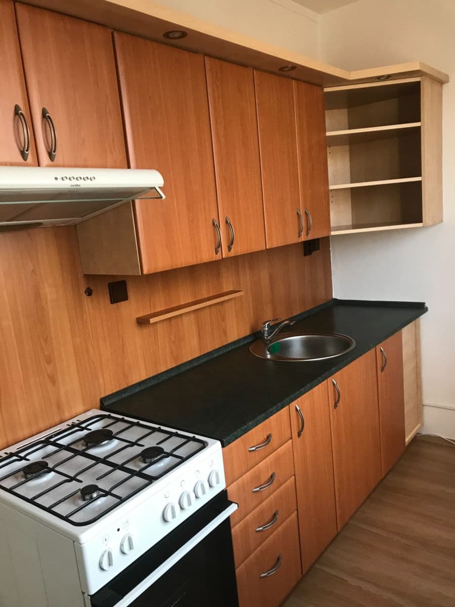 Prenájom bytu 2-izbový 59 m², Erno Košťála, Pardubice, Pardubický kraj Prenájom bytu 2-izbový 59 m², Erno Košťála, Pardubice, Pardubický kraj