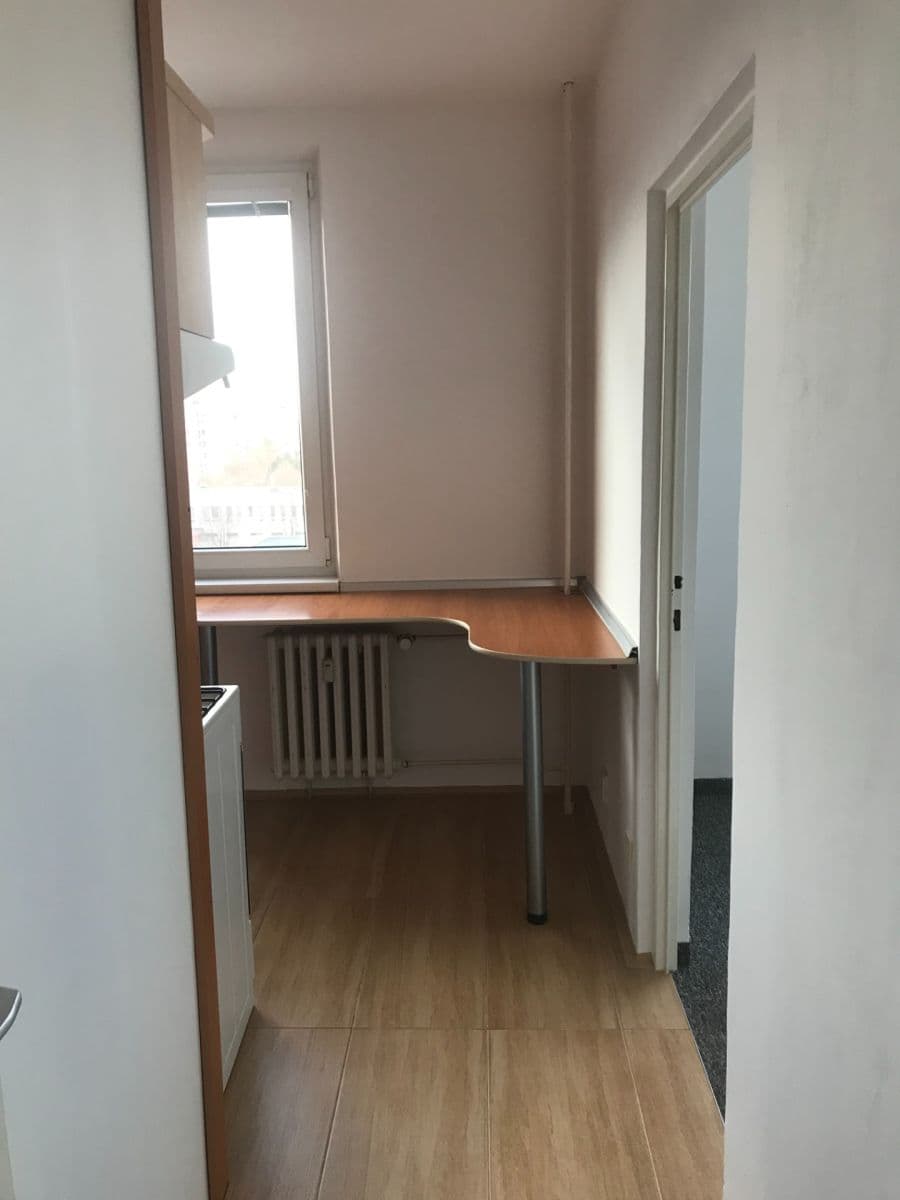 Prenájom bytu 2-izbový 59 m², Erno Košťála, Pardubice, Pardubický kraj Prenájom bytu 2-izbový 59 m², Erno Košťála, Pardubice, Pardubický kraj