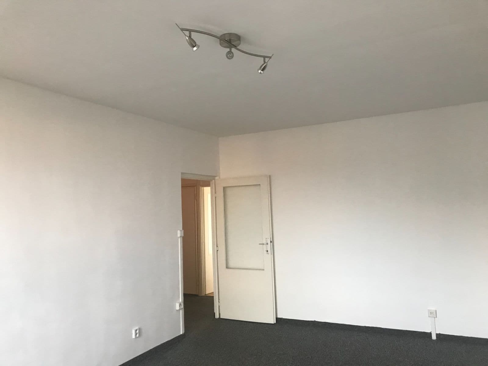 Prenájom bytu 2-izbový 59 m², Erno Košťála, Pardubice, Pardubický kraj Prenájom bytu 2-izbový 59 m², Erno Košťála, Pardubice, Pardubický kraj